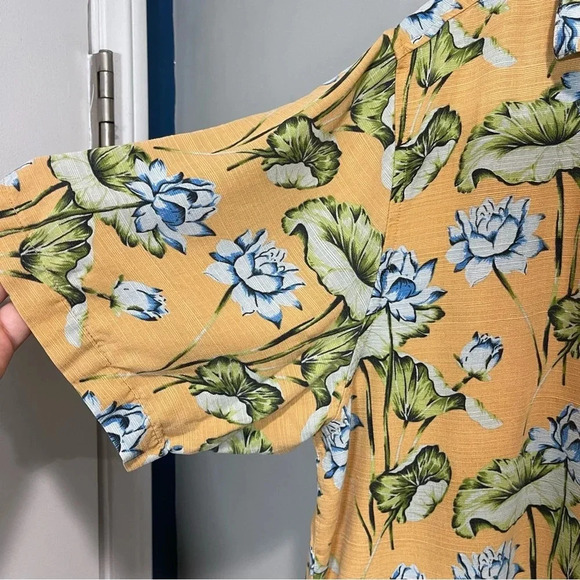 Men's ISLAND REPUBLIC Hawaiian
Button-Up Shirt Size XL Silk - Picture 2 of 9